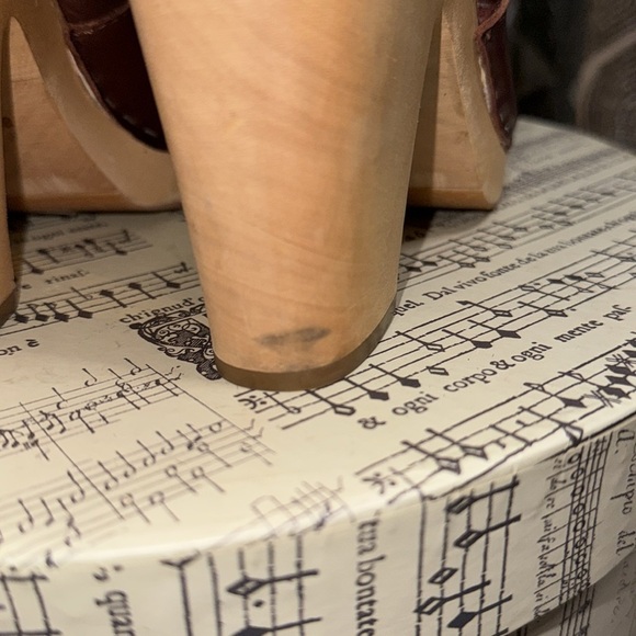 Dolce Vita Arlynn Dark Brown Leather High Heel Booties - Picture 6 of 9